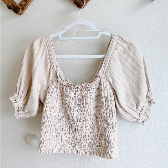 People of leisure crop ruched cream. top made in LA - Picture 5 of 5